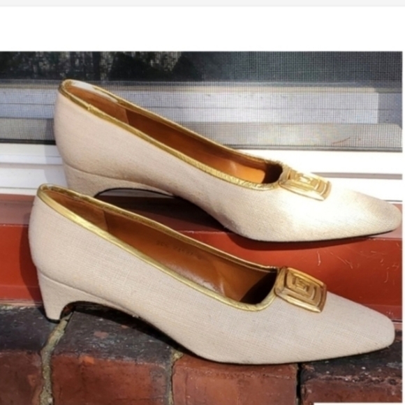 Vintage Christiane Peréz linen pumps 10 - Picture 1 of 12